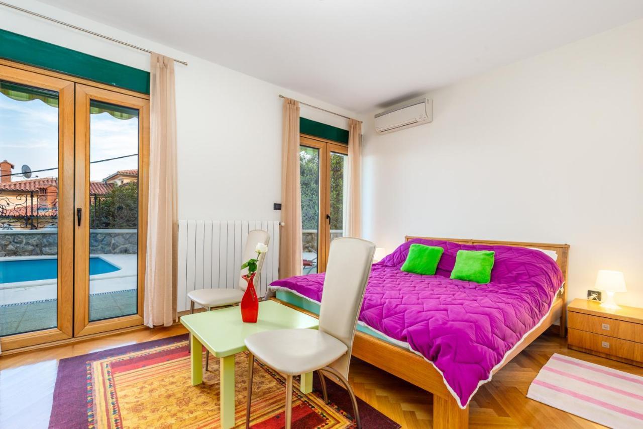 Lux Apartmani Opatija Buitenkant foto