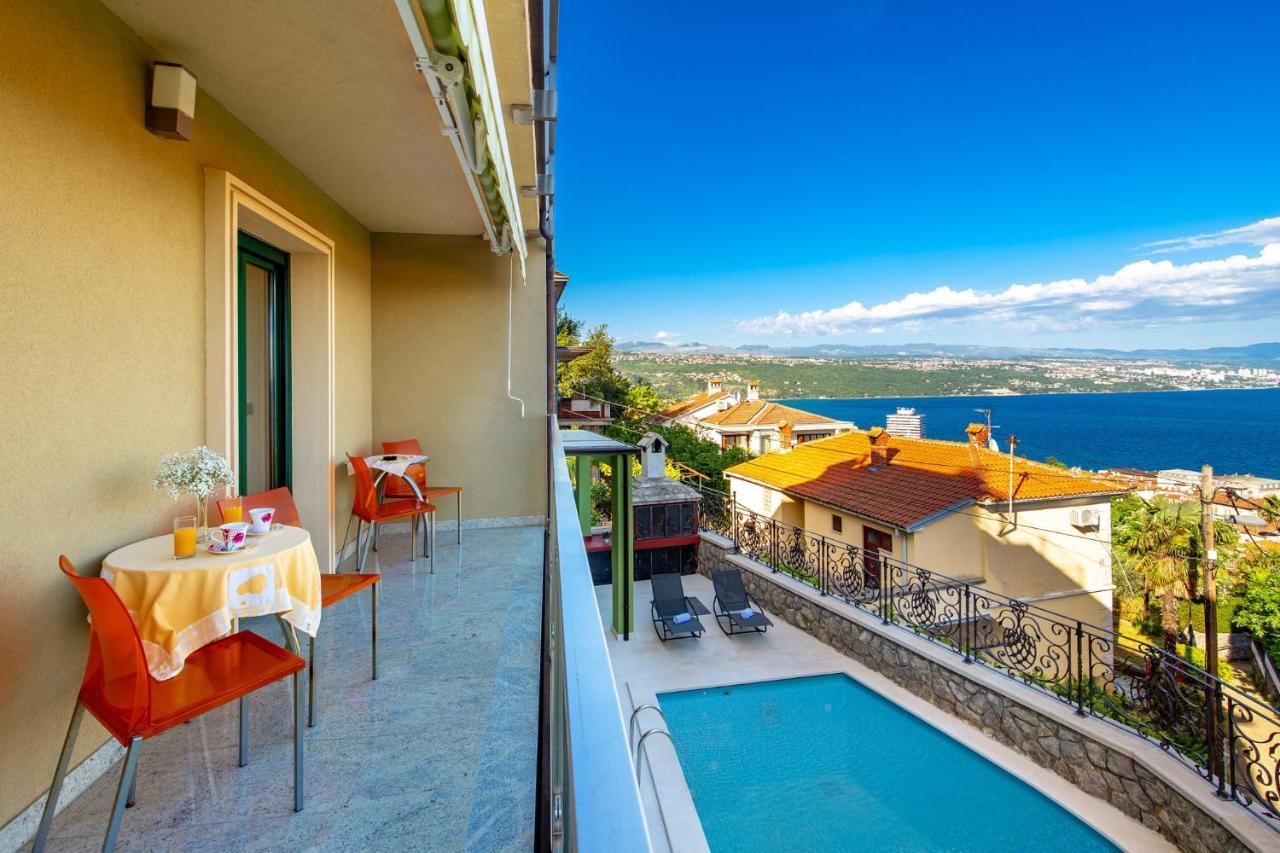 Lux Apartmani Opatija Buitenkant foto