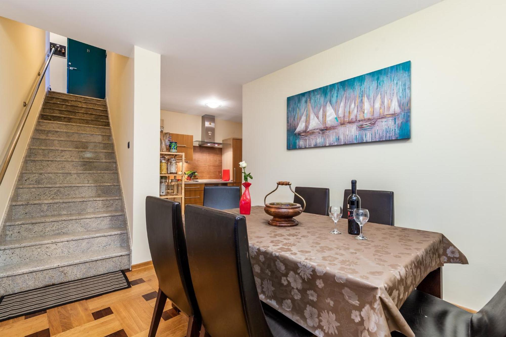 Lux Apartmani Opatija Buitenkant foto